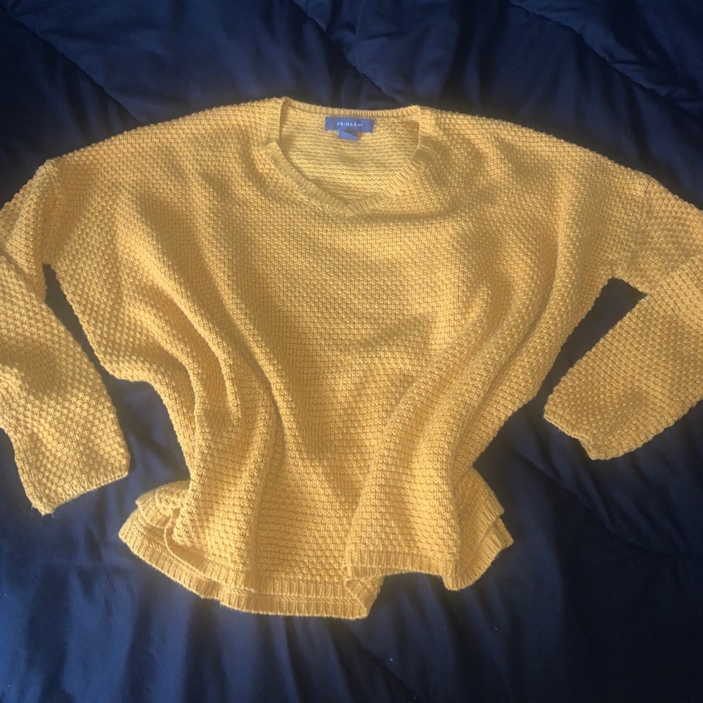 Flowy Primark sweater